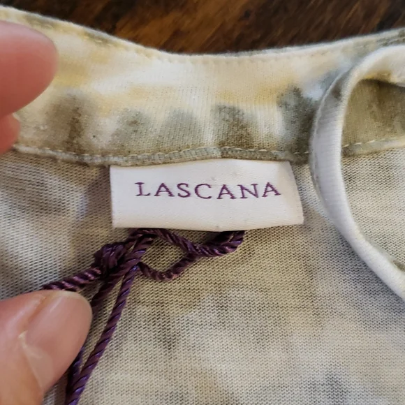 Rayon dress - Picture 4 of 9